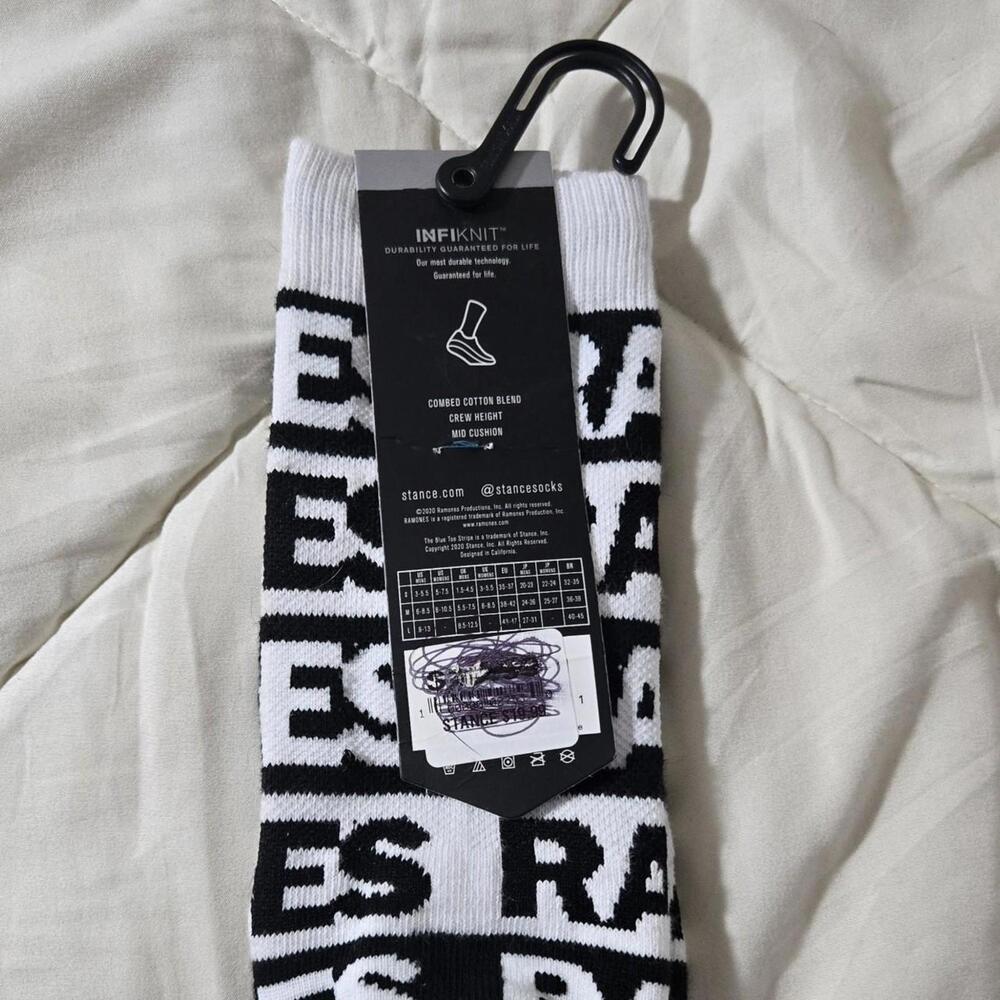 NWT Black and White Ramones Stance Compression Socks - Picture 3 of 5
